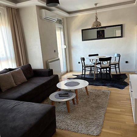 Apartman Dm Белград Экстерьер фото